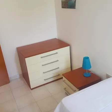 Holiday home Trilocale Malama 18 *